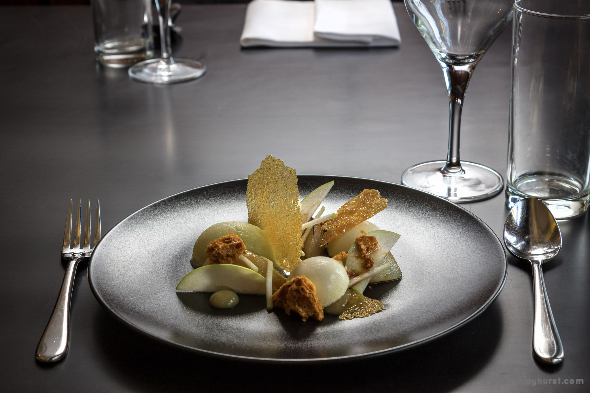 Fine dining plate, listed on PhotoPulse